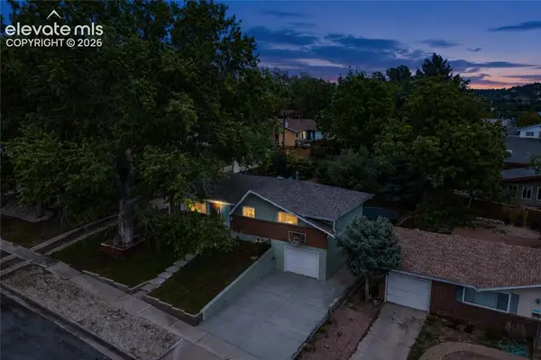 1911 Berkshire Lane, Colorado Springs, CO 80909