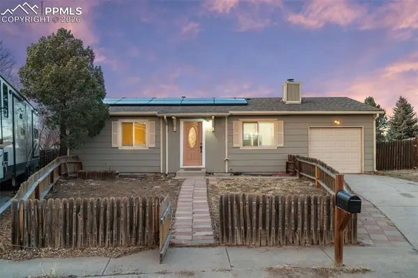 3390 Foxridge Drive, Colorado Springs, CO 80916