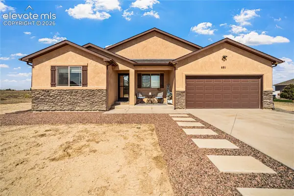 681 E Longsdale Drive, Pueblo West, CO 81007
