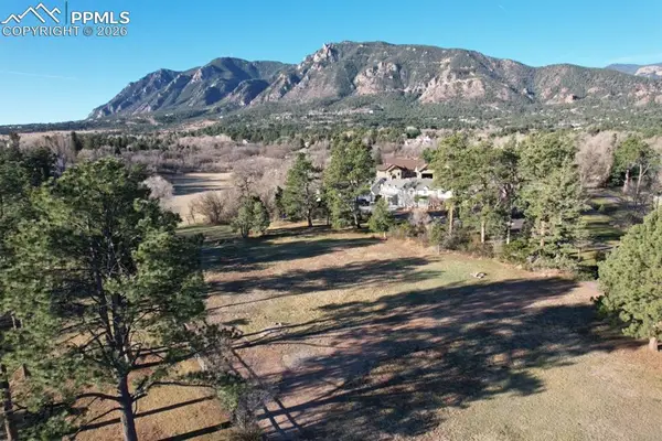 5 Cheyenne Mountain Boulevard, Colorado Springs, CO 80906