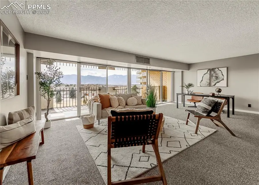 411 Lakewood Circle #B529, Colorado Springs, CO 80910 - #2