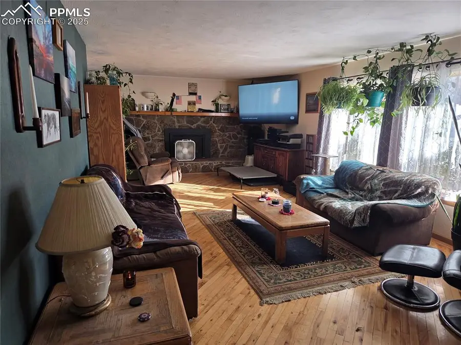 2822 Valley Hi Avenue, Colorado Springs, CO 80910 - Image #3