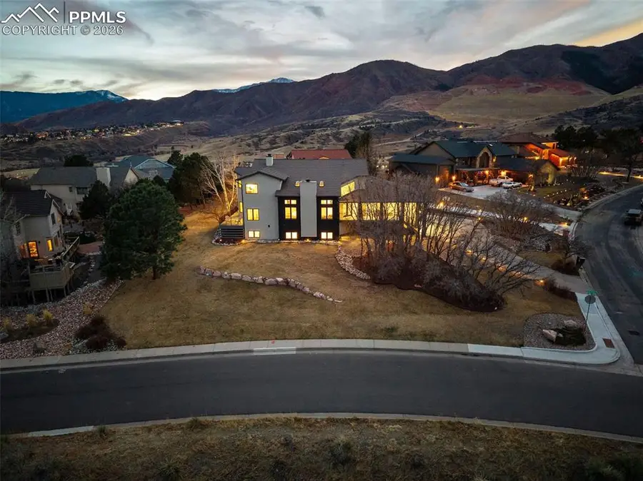 1915 Hunters Point Lane, Colorado Springs, CO 80919 - #2