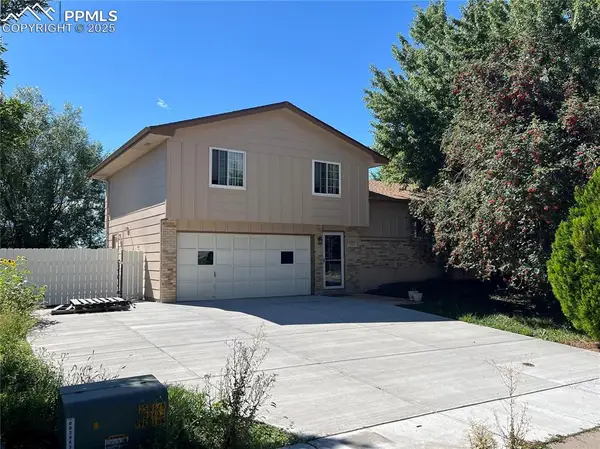 5595 Lantana Drive, Colorado Springs, CO 80915