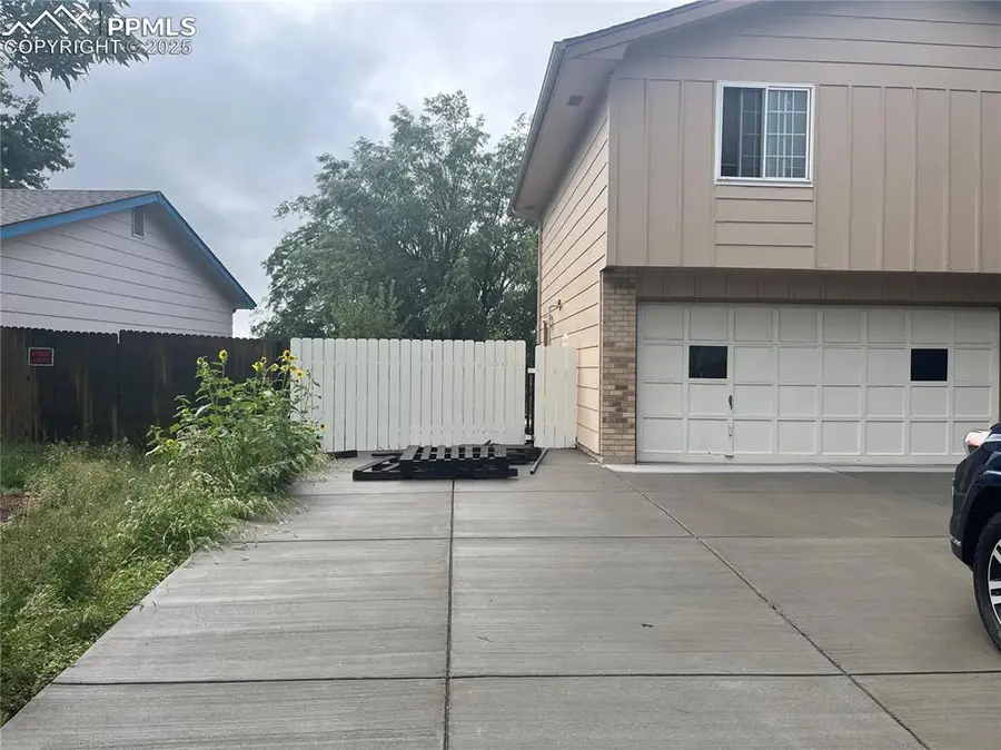 5595 Lantana Drive, Colorado Springs, CO 80915 - Image #3