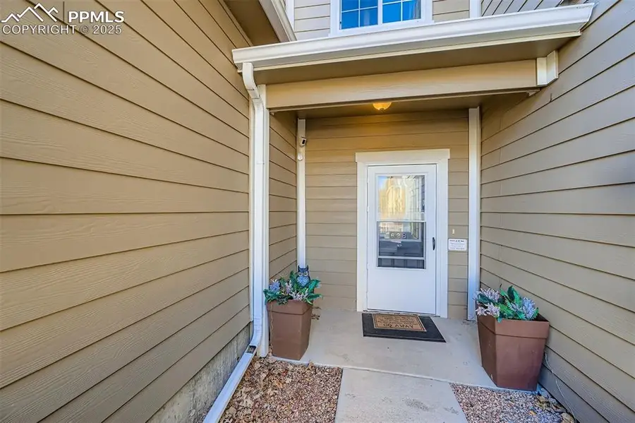628 Hailey Glenn View, Colorado Springs, CO 80916 - Image #2