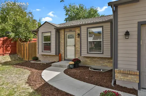 794 Crosstrail Drive, Colorado Springs, CO 80906