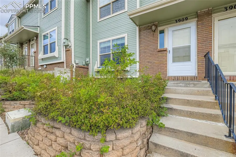 3909 Smoke Tree Drive, Colorado Springs, CO 80920 - Image #2
