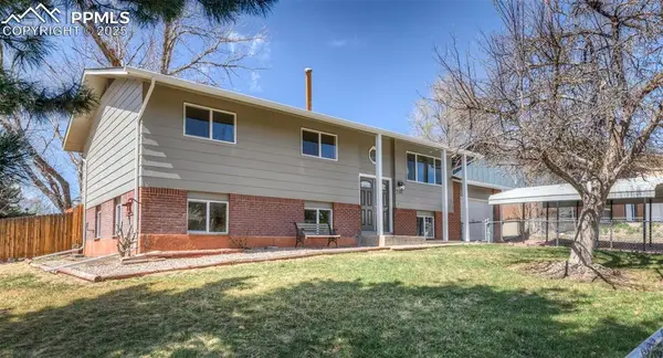 530 Raemar Circle, Colorado Springs, CO 80911