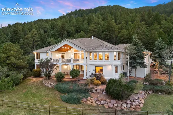 15533 S Perry Park Road, Larkspur, CO 80118