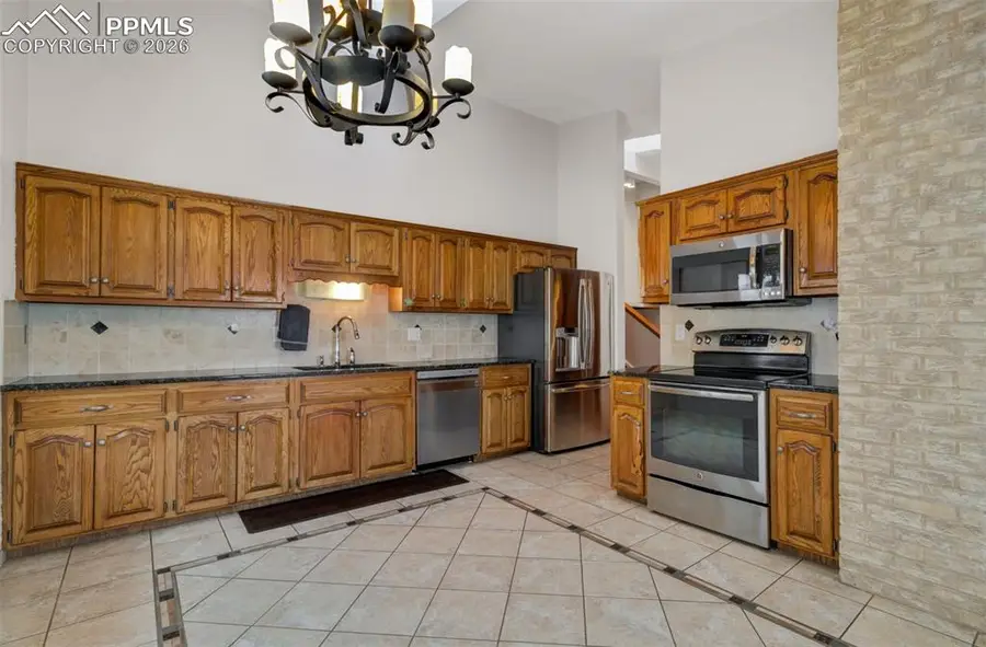 5865 Waterfall Loop, Manitou Springs, CO 80829 - #3