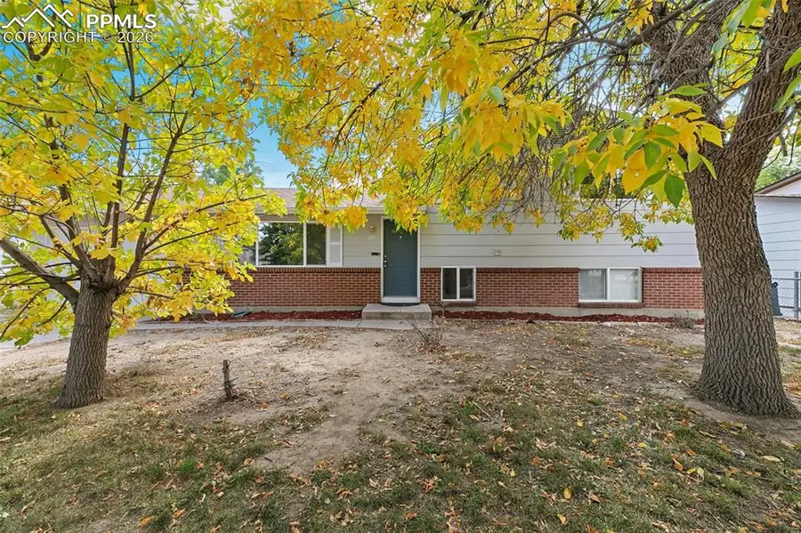 440 Calle Entrada, Fountain, CO 80817 - #2