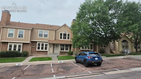 6818 Ravencrest Drive, Colorado Springs, CO 80919