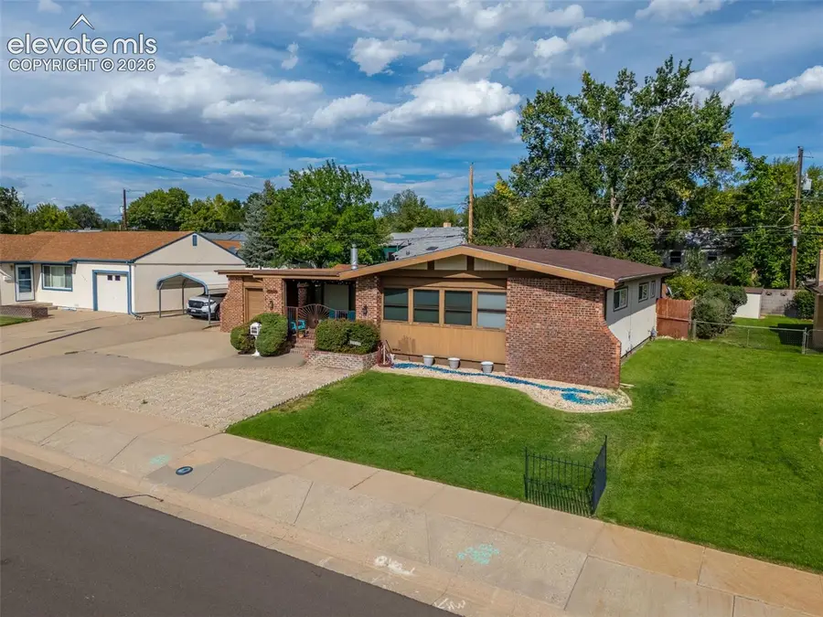 1518 Lexington Road, Pueblo, CO 81001 - #2