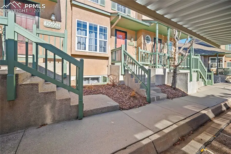 6225 Colony Circle, Colorado Springs, CO 80919 - Image #2