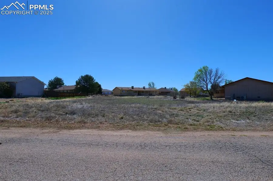 888 S Knox Drive, Pueblo, CO 81007 - #3