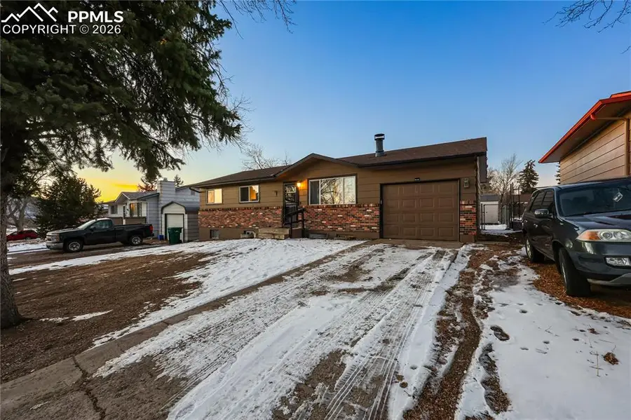 4708 N Splendid Circle, Colorado Springs, CO 80917 - Image #2