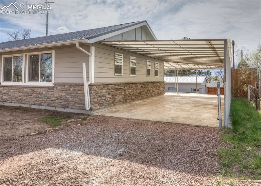 2204 Bonfoy Avenue, Colorado Springs, CO 80909 - Image #2