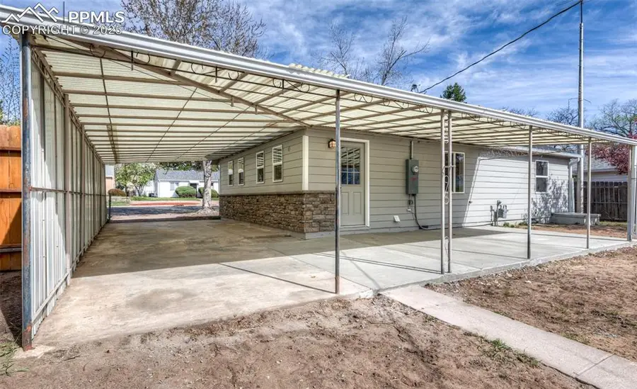 2204 Bonfoy Avenue, Colorado Springs, CO 80909 - Image #3