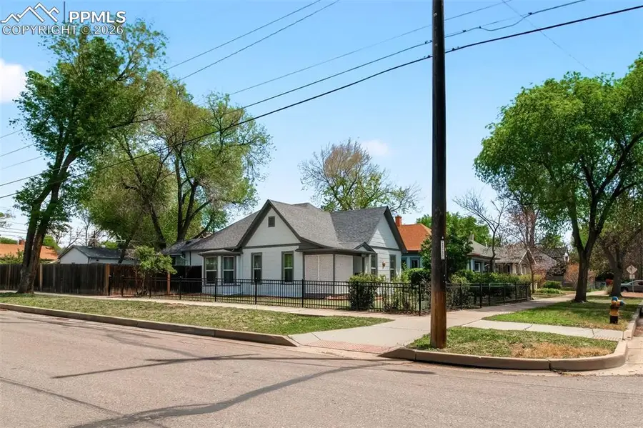 1532 W Pikes Peak Avenue, Colorado Springs, CO 80904 - #3