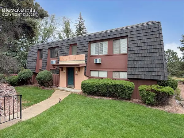 2959 Mesa Road #C, Colorado Springs, CO 80904