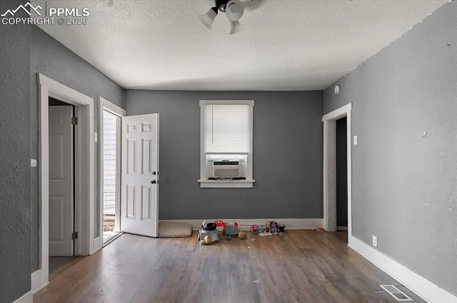 205 Cottonwood Street, Pueblo, CO 81004 - #3