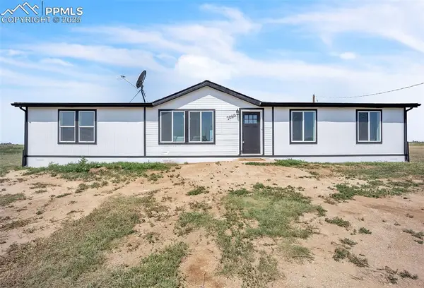 2060 Awesome View, Yoder, CO 80864