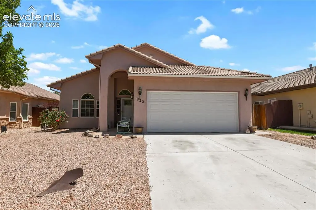 932 Pinecrest Drive, Pueblo, CO 81005 - #1