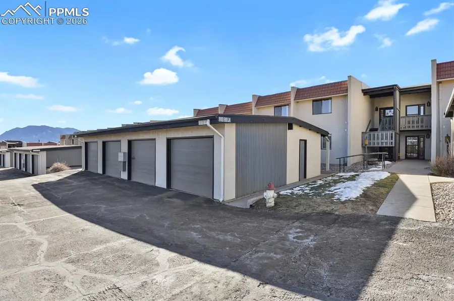 910 Fontmore Road #D, Colorado Springs, CO 80908 - Image #2