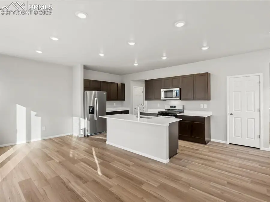 6786 Roundtail Way, Colorado Springs, CO 80925 - Image #3