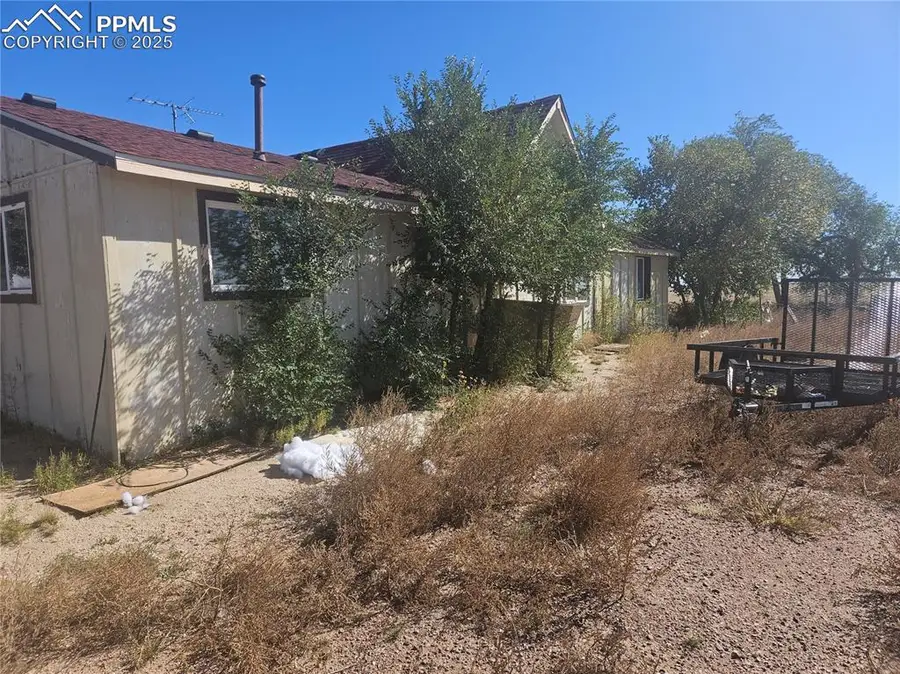 10450 S Squirrel Creek Road, Fountain, CO 80817 - Image #2