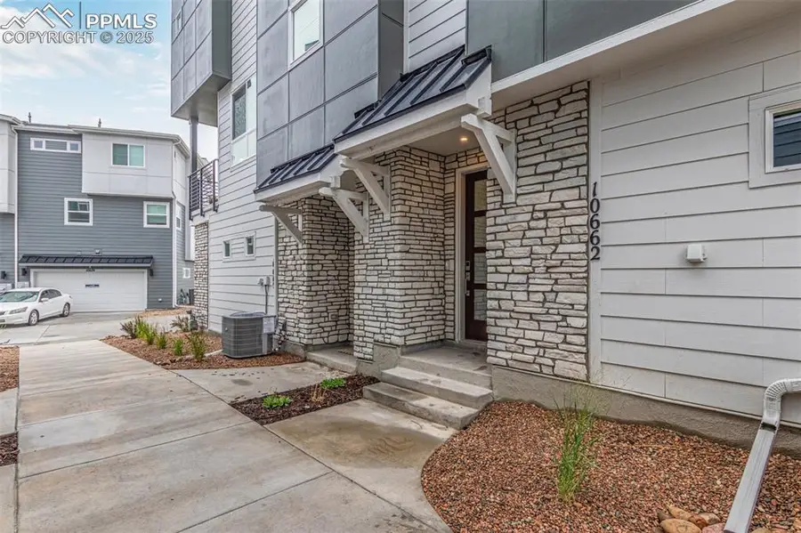 10662 Columbite Heights, Colorado Springs, CO 80908 - Image #2
