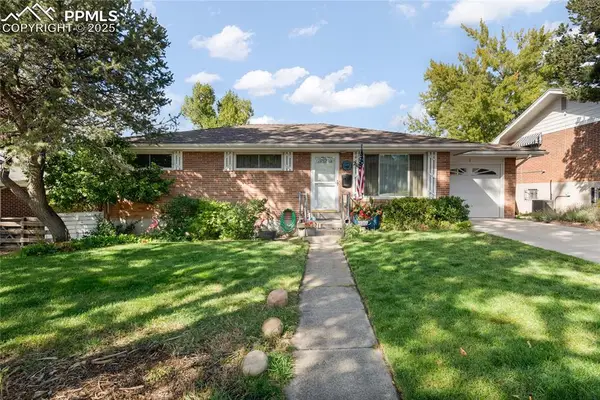 2108 Eagle View Drive, Colorado Springs, CO 80909