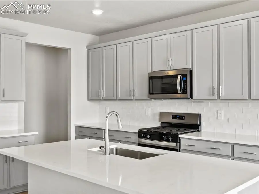 13327 Valley Peak Drive, Peyton, CO 80831 - Image #3