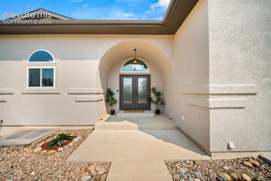 704 S Chimazo Drive, Pueblo, CO 81007 - #3