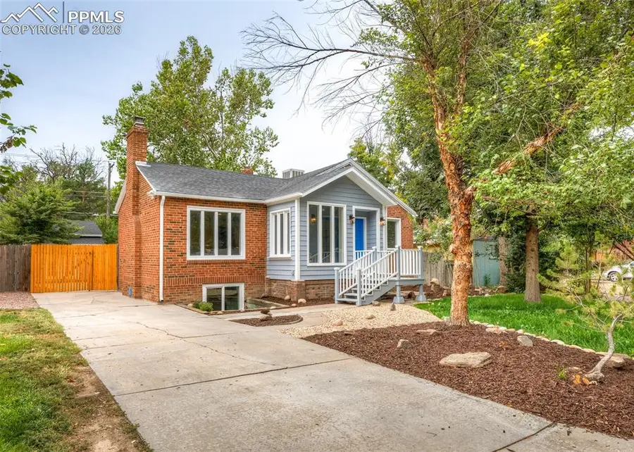 1306 W Abriendo Avenue, Pueblo, CO 81004 - #2