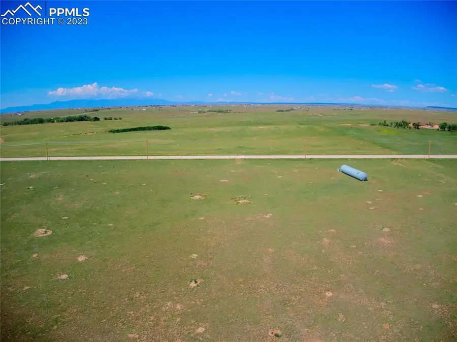 22835 Farmhouse Court, Calhan, CO 80808 - Image #2