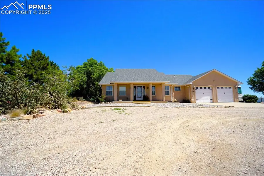 461 E Fredonia Drive, Pueblo, CO 81007 - #2