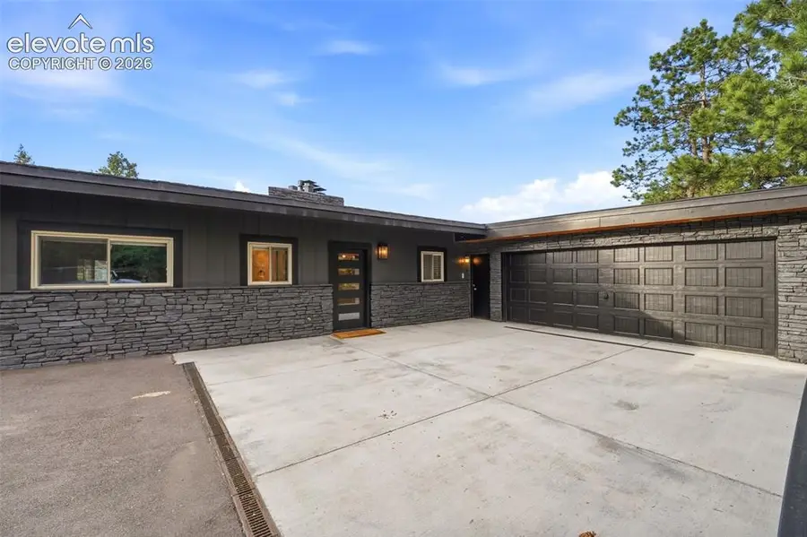 17 Pine Road, Colorado Springs, CO 80906 - #2