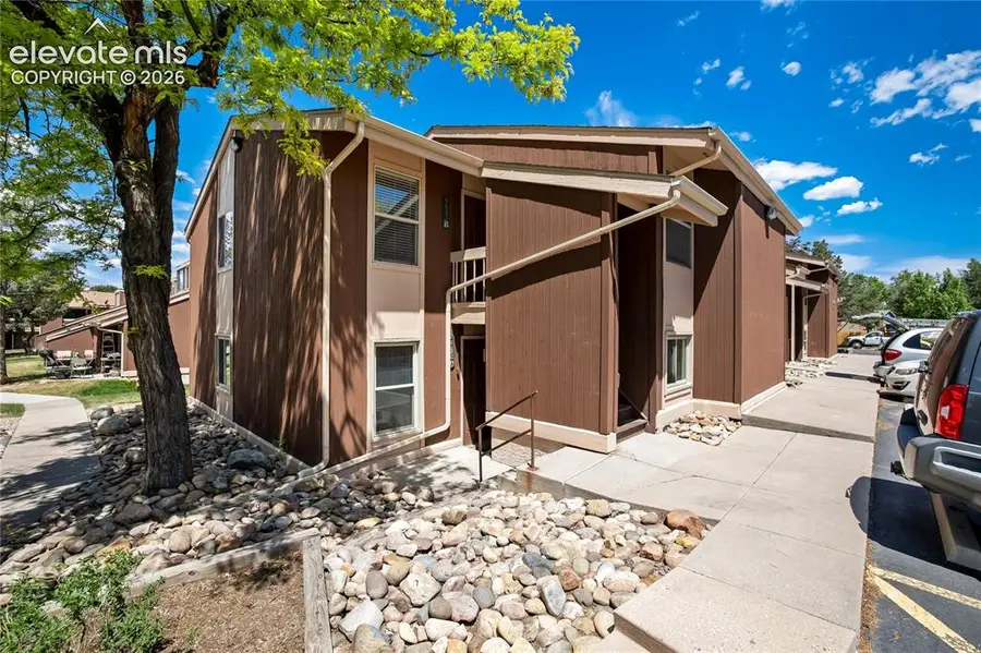 4413 N Carefree Circle #B, Colorado Springs, CO 80917 - #3