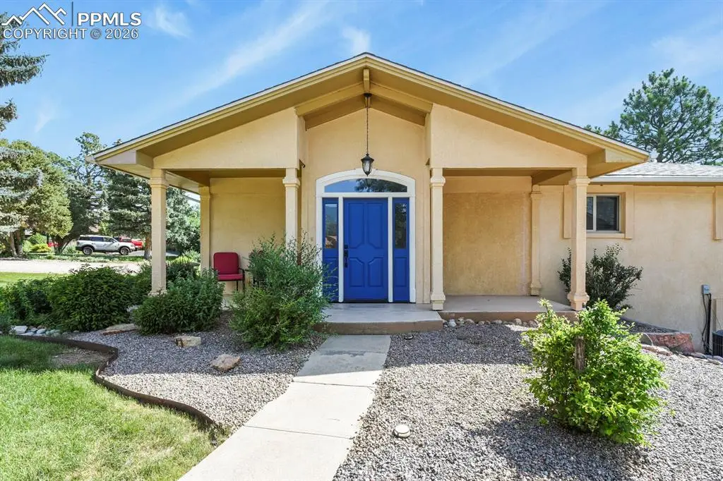 23 Crescent Lane, Colorado Springs, CO 80904 - #1