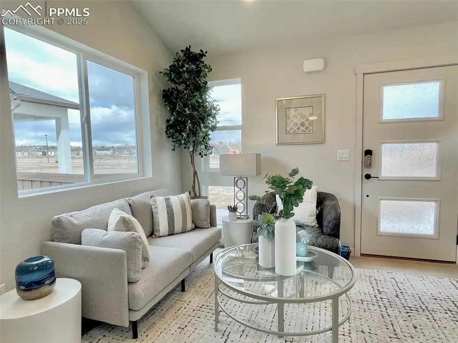 3327 Evening Breeze Drive, Colorado Springs, CO 80922 - Image #3