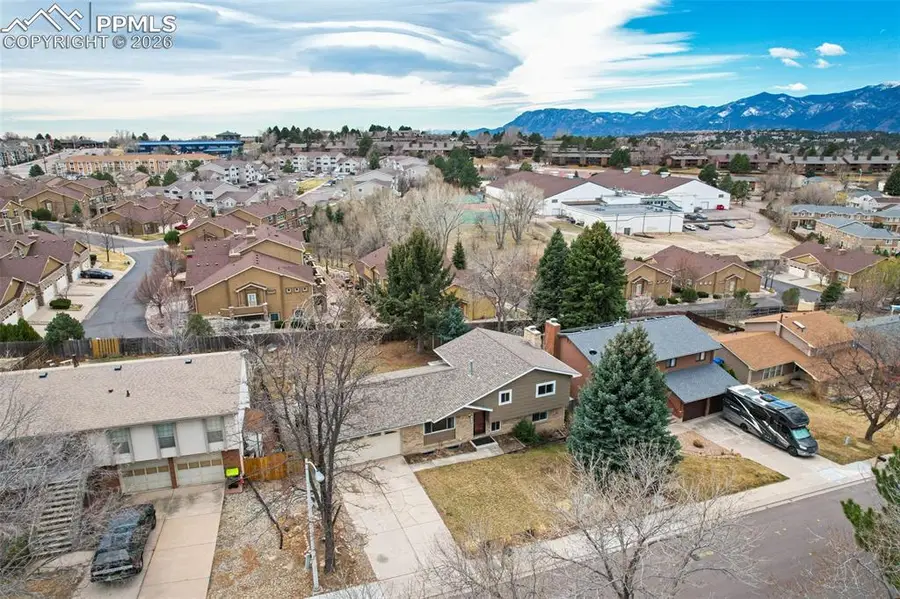 2705 Maroon Bells Avenue, Colorado Springs, CO 80918 - #2