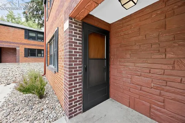 2423 Paseo Road, Colorado Springs, CO 80907