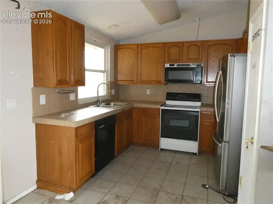 4506 Lancaster Drive, Colorado Springs, CO 80916 - #3
