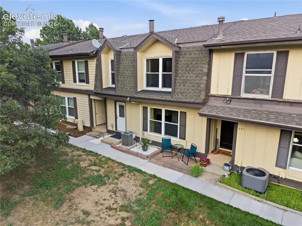 329 Raspberry Lane, Monument, CO 80132