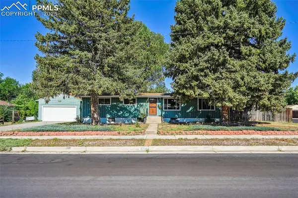 2708 Pennsylvania Avenue, Colorado Springs, CO 80907