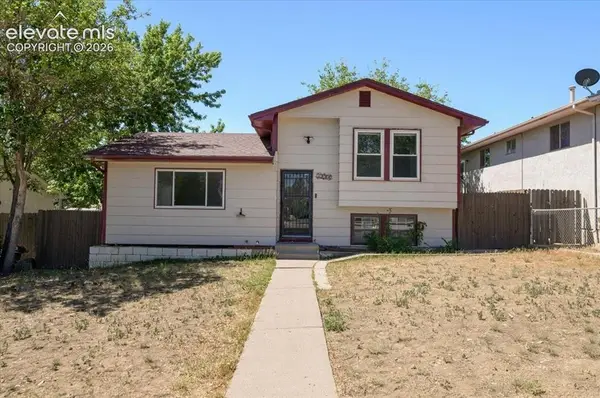 1704 E 19th Street, Pueblo, CO 81001