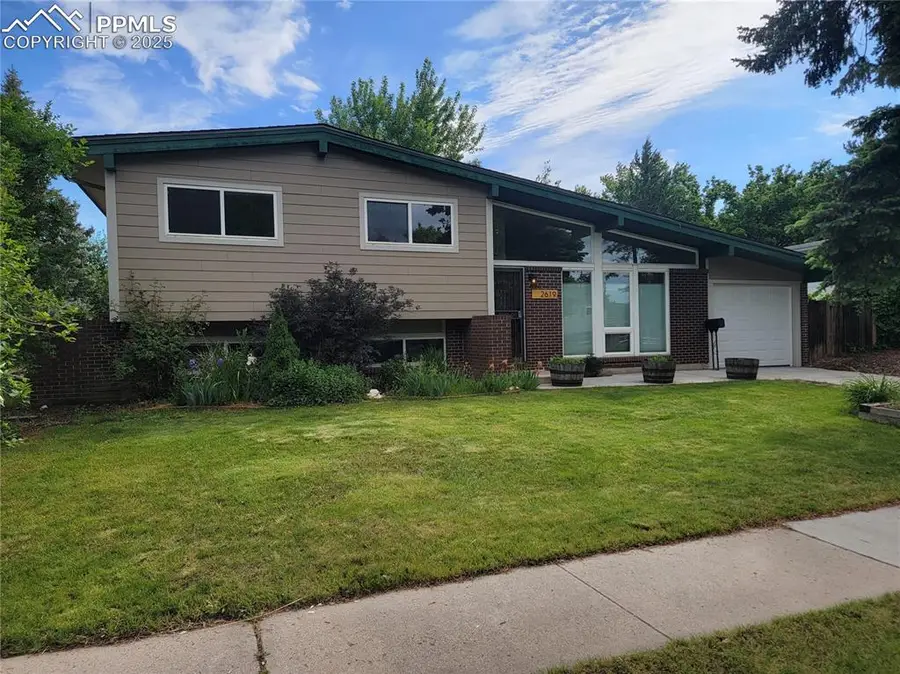 2619 N Arcadia Street, Colorado Springs, CO 80907 - Image #2