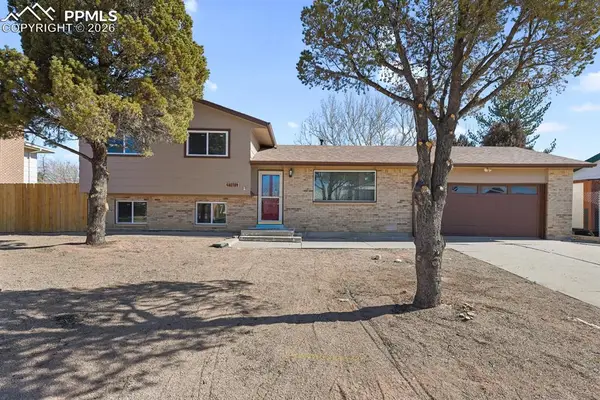 4038 West Drive, Pueblo, CO 81008